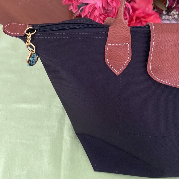 Designer inspired, nylon and genuine leather tote - Picture 9 of 15
